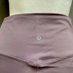 Lululemon crop align lilac